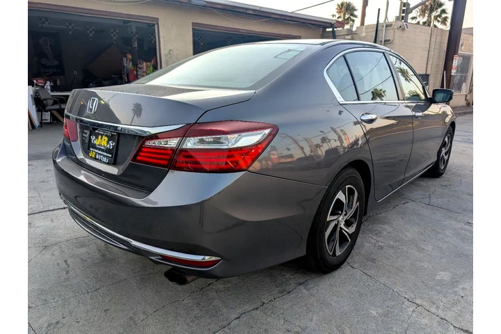 $12995 : 2017 Accord LX Sedan CVT image 3