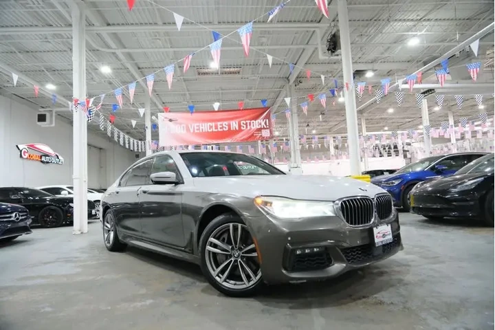 $28175 : 2016 BMW 750i xDrive M SPORT image 2
