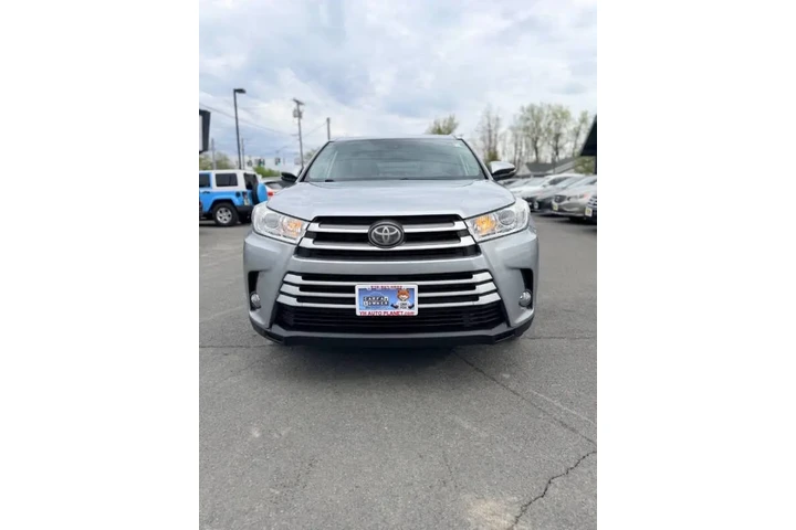 $25995 : 2018 Highlander XLE image 5