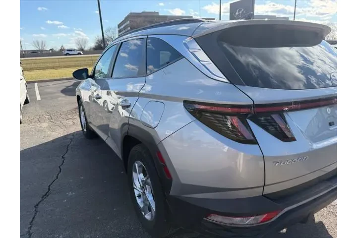 $22366 : Hyundai TUCSON 2023 SEL 4dr image 5