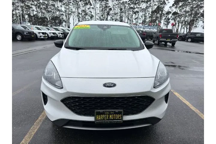 $16995 : Ford Escape 2022 SE 4dr SUV image 9