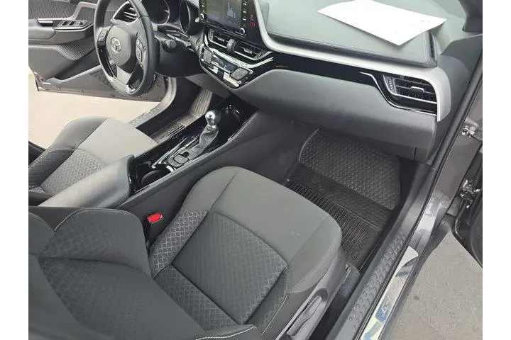 $25995 : Toyota C-HR 2022 Nightshade image 5