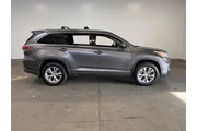 $18275 : Toyota Highlander 2015 AWD X thumbnail