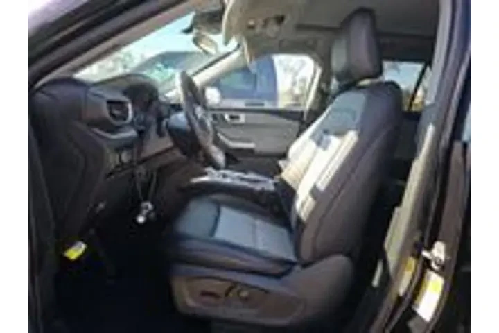 $29999 : Ford Explorer 2023 AWD XLT 4 image 4