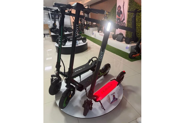 $1100 : Dualtron Thunder Scooter image 1
