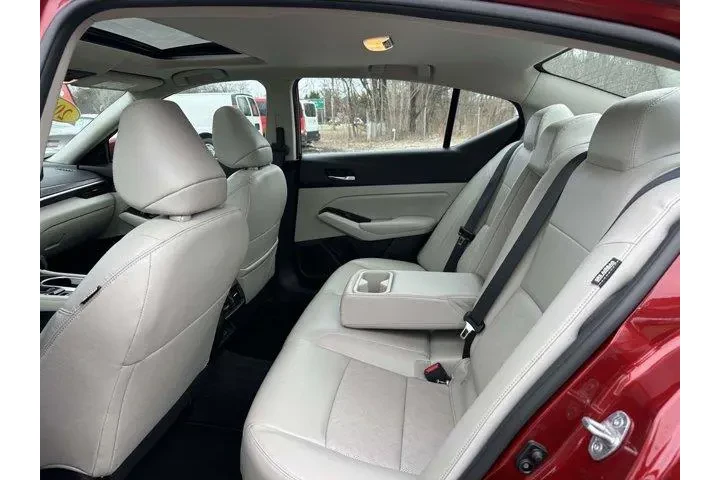 $21495 : Nissan Altima 2023 AWD 2.5 S image 9