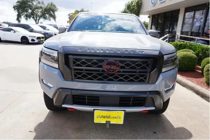 Nissan Frontier 2023 4x4 S 4 image 2