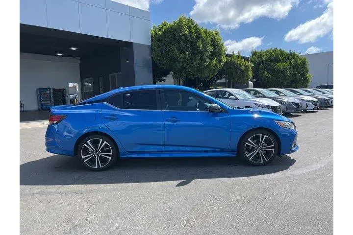$17281 : Nissan Sentra 2021 SR 4dr Se image 7