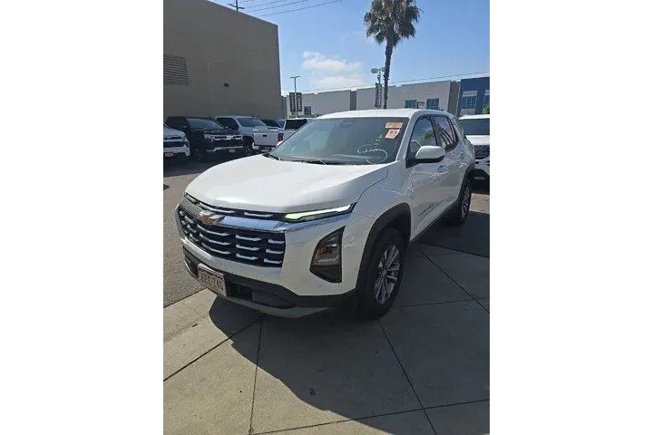 $26500 : Chevrolet Equinox 2025 4x4 L image 1