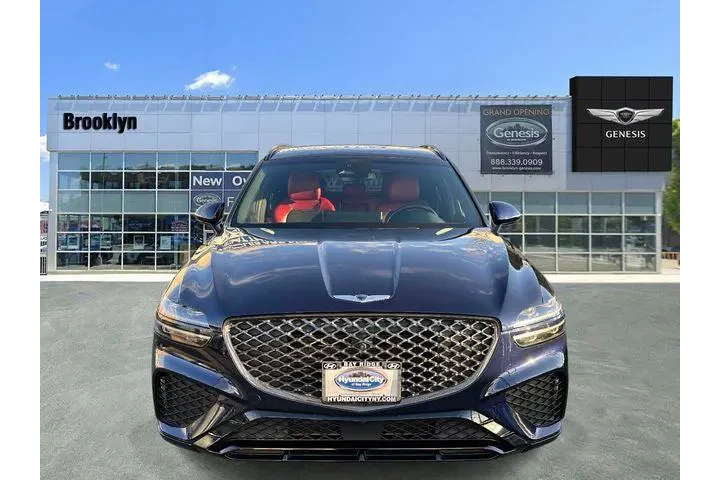 $35600 : Genesis GV70 2023 AWD 2.5T S image 8
