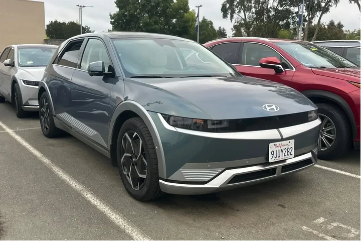 $30990 : Hyundai IONIQ 5 2023 Limited image 2