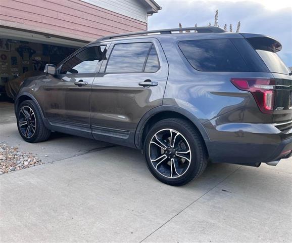 $9900 : 2015 Ford Explorer SPORT 4WD image 2