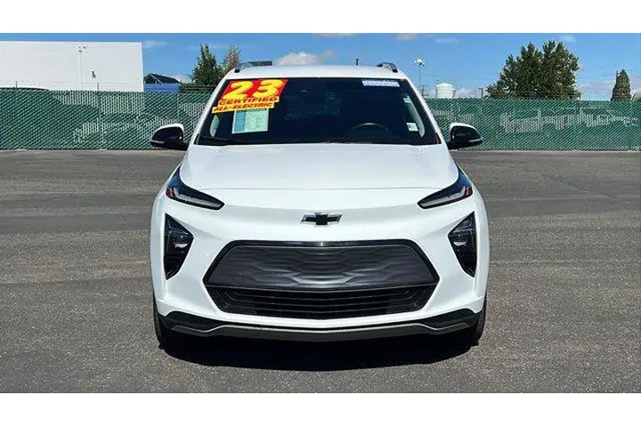 $19984 : Chevrolet Bolt EUV 2023 LT 4 image 2