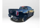 $32474 : GMC Canyon 2022 4x4 AT4 4dr thumbnail