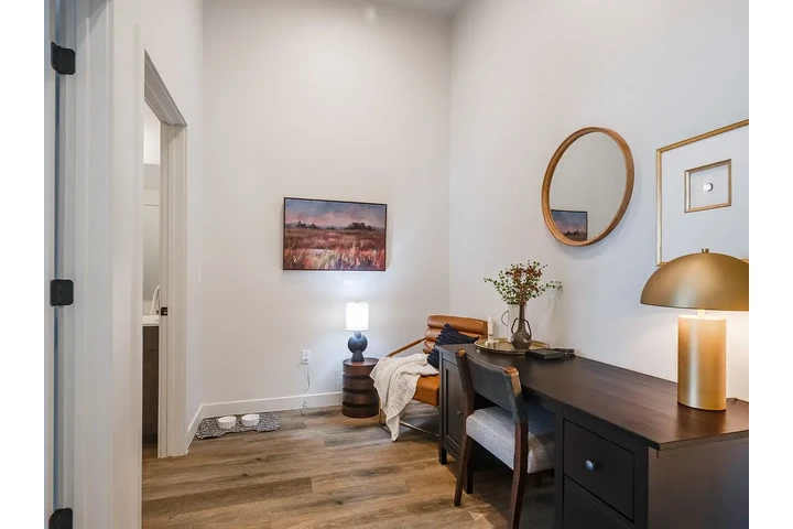 $1662 : Single or married image 10