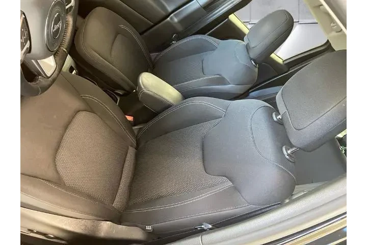 $19991 : Jeep Renegade 2023 4x4 Latit image 8