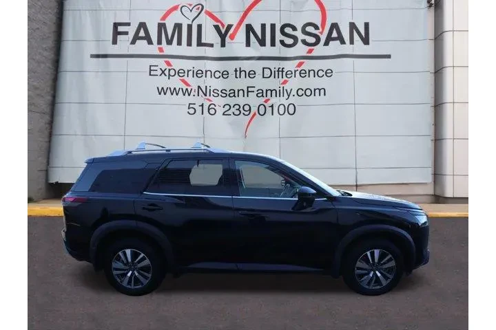 $36409 : Nissan Pathfinder 2024 AWD S image 3