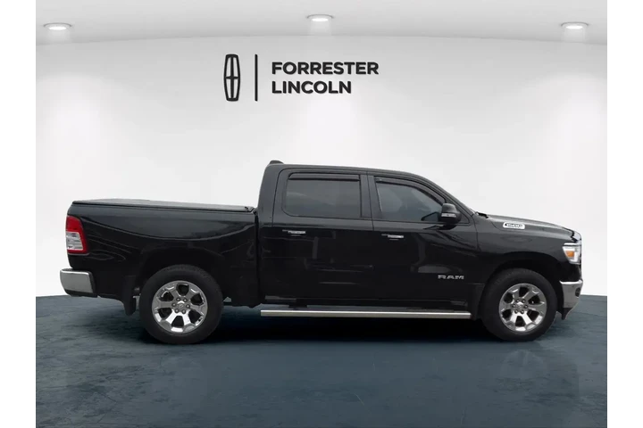 $29900 : Ram 1500 2019 4x4 Big Horn 4 image 2