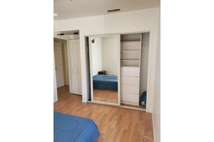 $1250 : Habitacion image 3