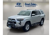 $36566 : Toyota 4Runner 2023 4x4 SR5 thumbnail