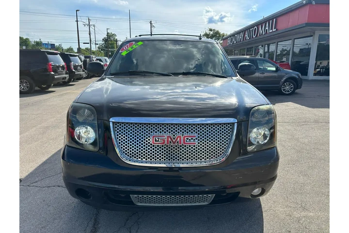 $3980 : 2007 GMC Yukon 4WD 4dr 1500 S image 7