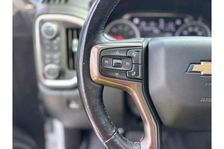 2022 Silverado 1500 LTD HIGHC image 9