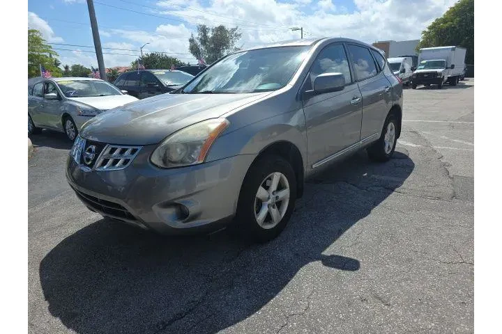 $6897 : Nissan Rogue 2013 S 4dr Cros image 2