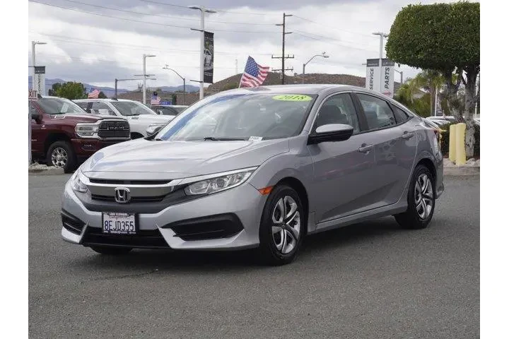 $23995 : Honda Civic 2018 LX 4dr Seda image 7