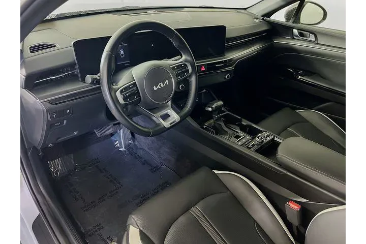 $31800 : Kia K5 2025 GT-Line 4dr Seda image 9