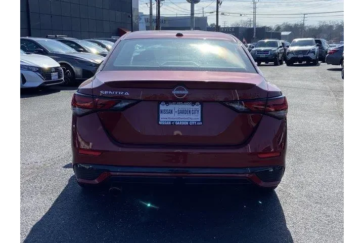 $17487 : Nissan Sentra 2025 SR 4dr Se image 4