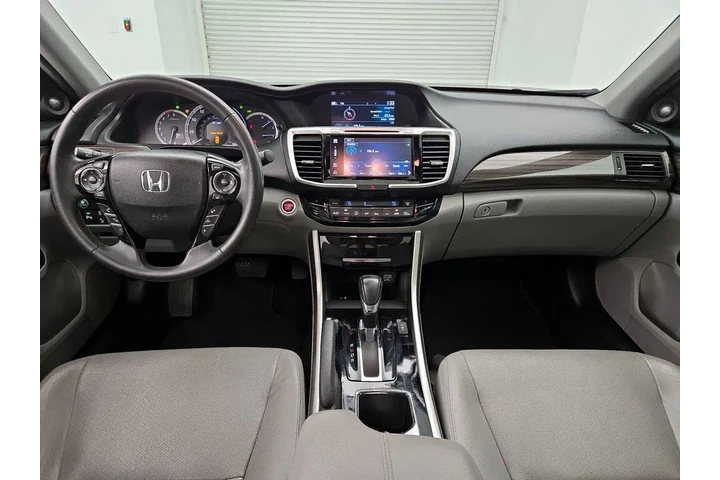 $22998 : Honda Accord 2016 Touring 4d image 9