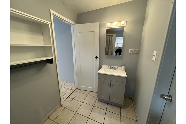 $1300 : Pequeño apartamento en RENTA image 5