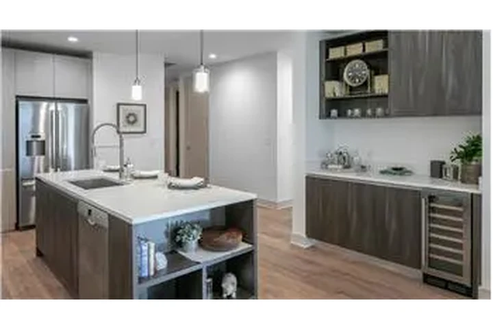 $2407 : Rental property with 0 bedro image 7