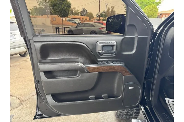 2017 GMC Sierra 1500 Denali C image 10