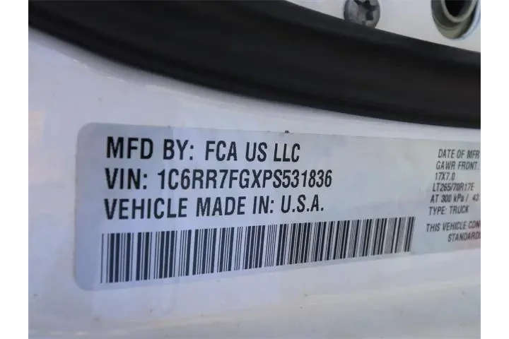 $32989 : Ram 1500 Classic 2023 4x4 Tr image 8