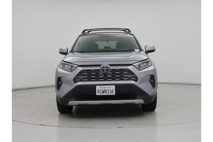 $31998 : Toyota RAV4 2020 AWD Limited image 5