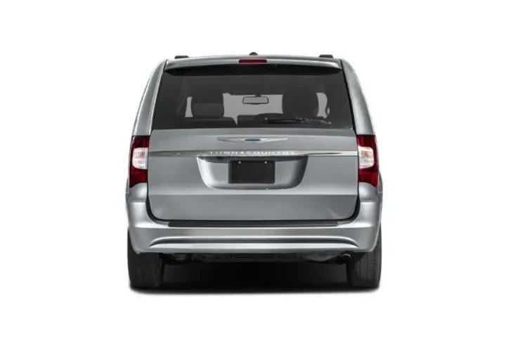 $4990 : Chrysler Town and Country 20 image 8