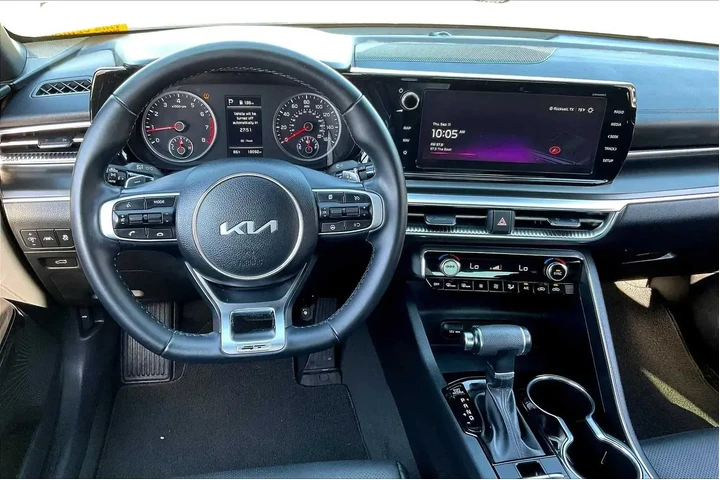 $29297 : Kia K5 2024 GT 4dr Sedan image 5