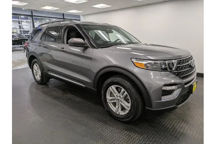 $30900 : Ford Explorer 2022 AWD XLT 4 image 3