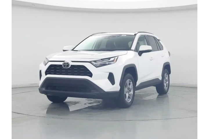 $30998 : Toyota RAV4 2025 AWD XLE 4dr image 4