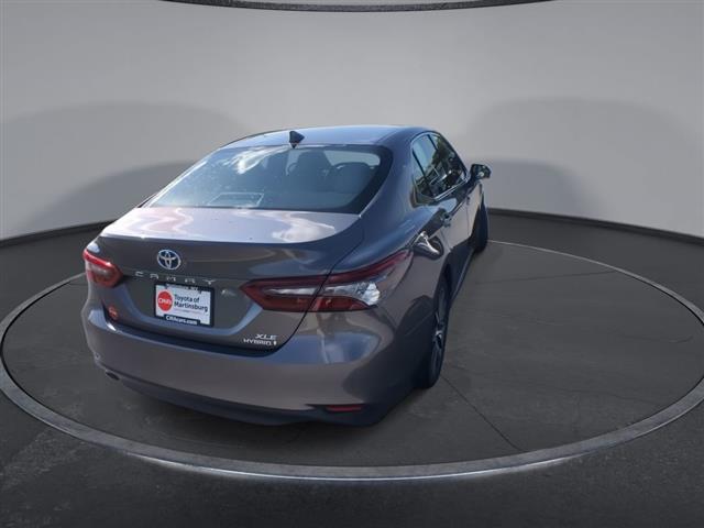 $31400 : PRE-OWNED 2022 TOYOTA CAMRY H image 8