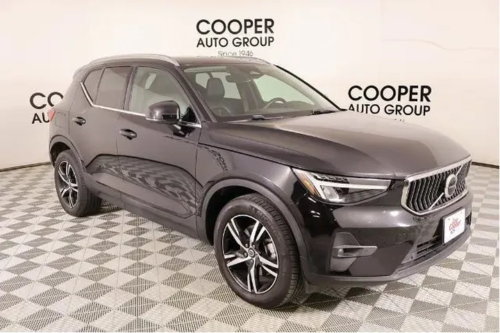 $26734 : Volvo XC40 2023 B4 Plus Brig image 1
