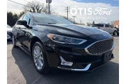 Ford Fusion Energi 2019 Tita en Long Island