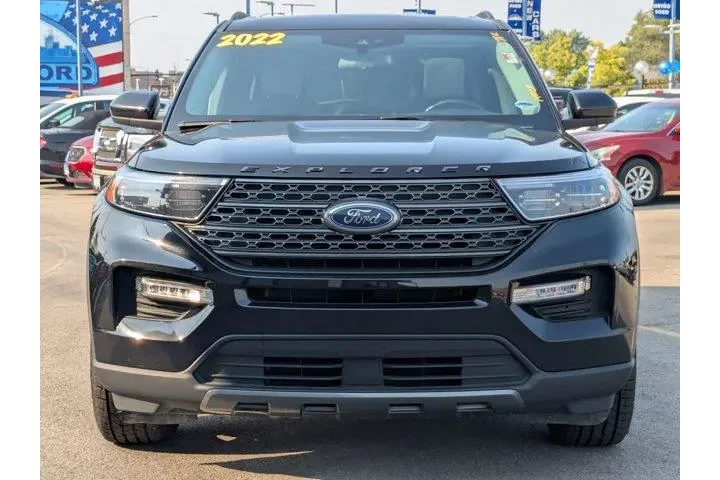 $27397 : Ford Explorer 2022 AWD XLT 4 image 9