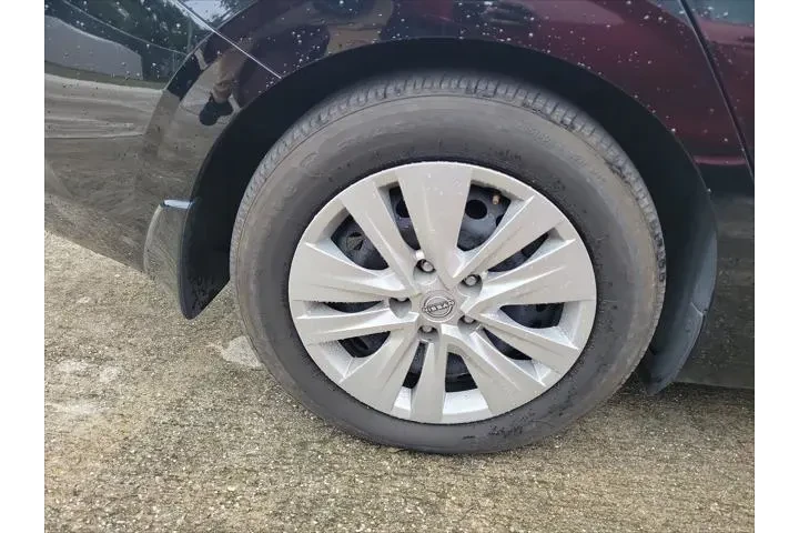 $17988 : Nissan Sentra 2024 S 4dr Sed image 5