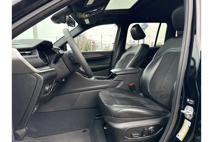 $33500 : Jeep Grand Cherokee 2023 4x4 image 4