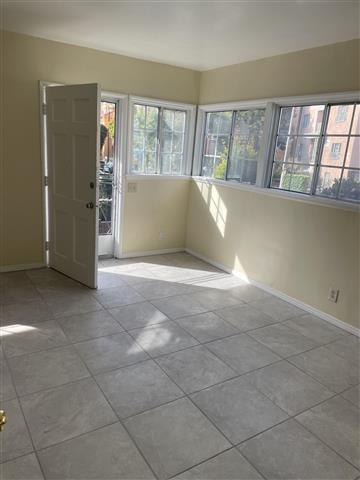 $1995 : 1 bedroom, Los Angeles image 5