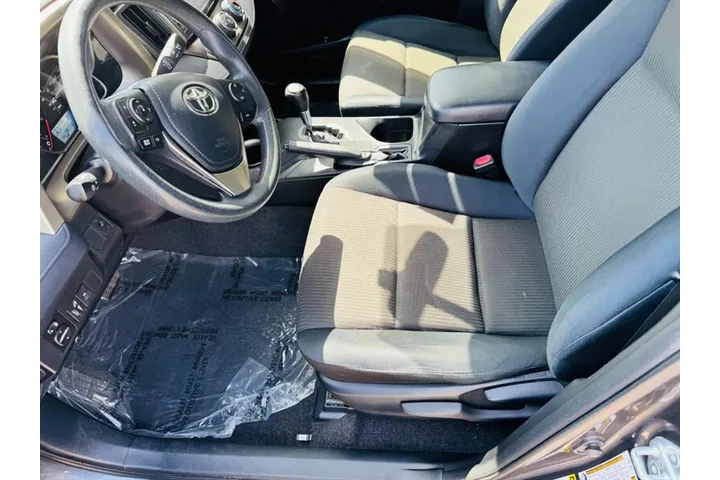 $13995 : 2015 RAV4 LE image 10