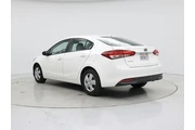 $11998 : Kia Forte 2017 LX 4dr Sedan thumbnail