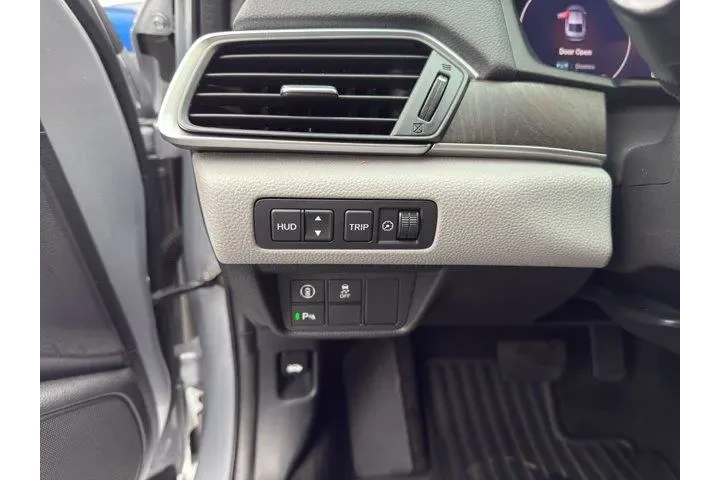 $21991 : Honda Accord 2018 Touring 4d image 9